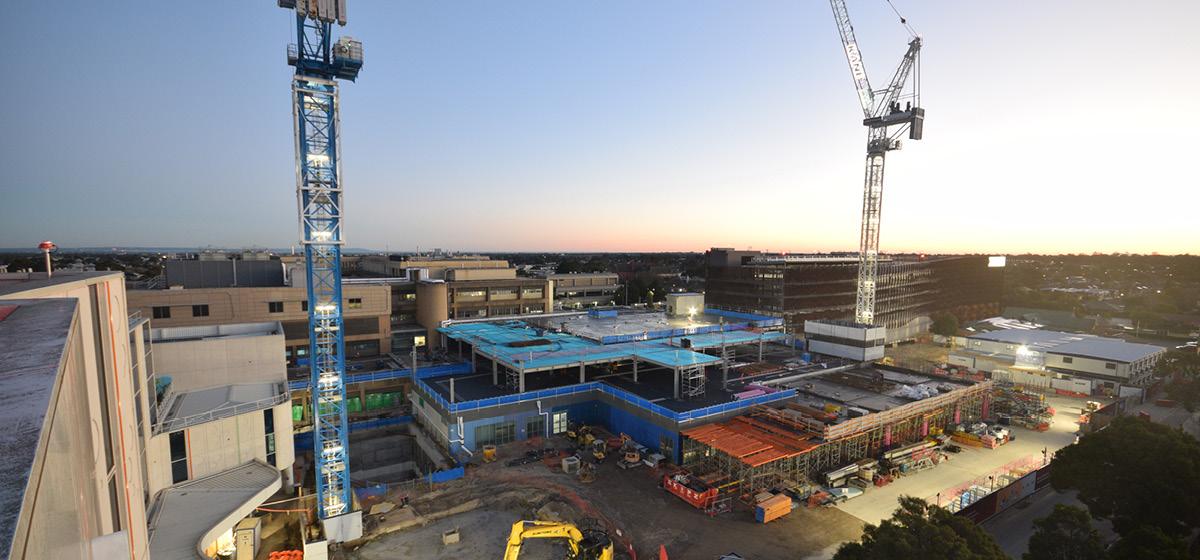 Monash Medical Centre building site seen at night