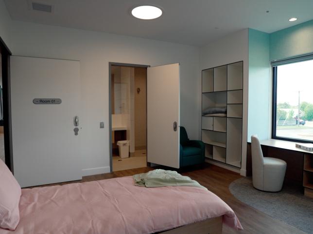 A cosy and bright looking bedroom