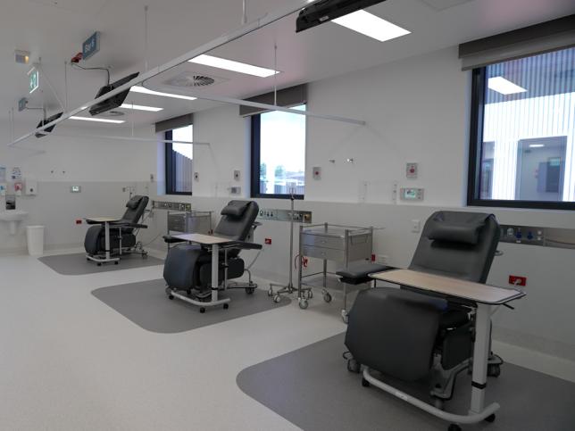 Light, bright and modern dialysis space