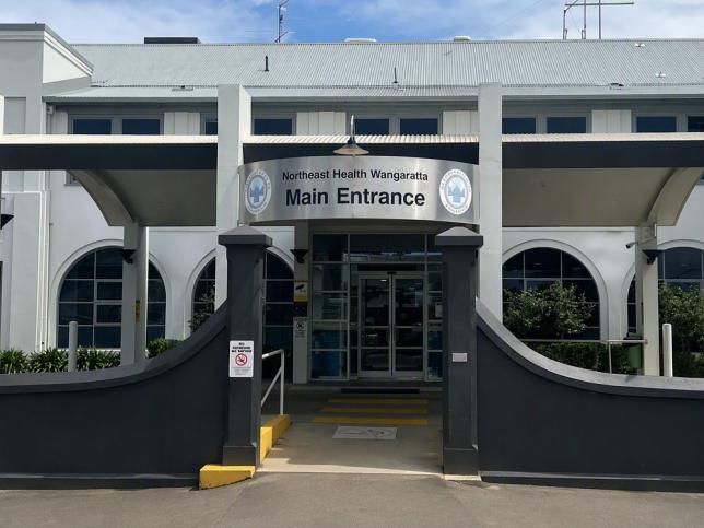 Main entrance of Northeast Health Wangaratta, with a covered walkway and sign above the doors.