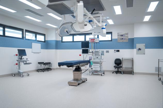 A large modern operating theatre